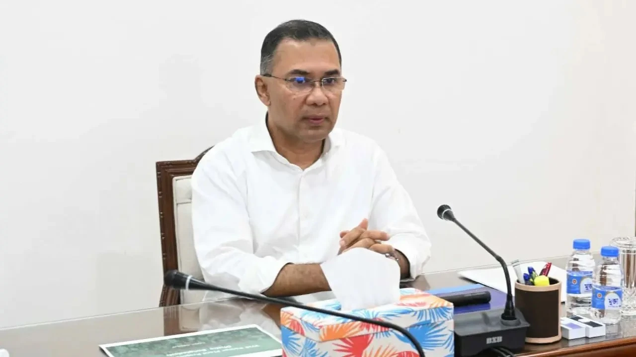 বন্যা-পাহাড়ধসে জীবন ও সম্পদ রক্ষায় সর্বোচ্চ সতর্কতার নির্দেশ প্রধানমন্ত্রীর
