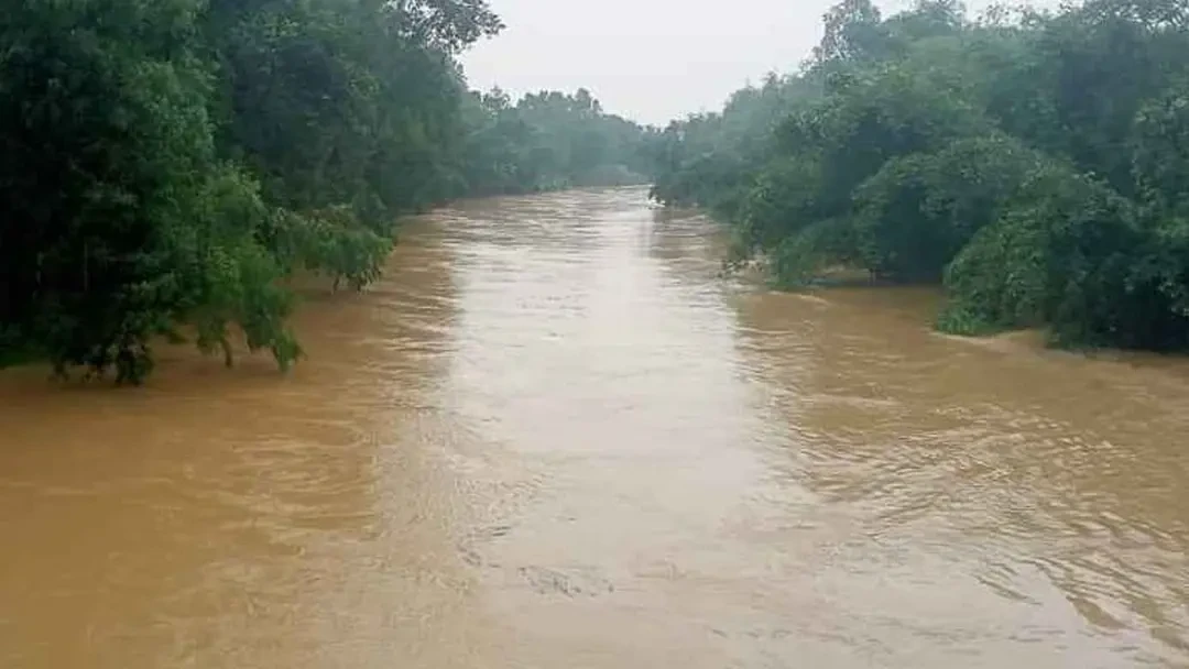 চট্টগ্রাম বিভাগে বন্যা : প্রাণহানি বেড়ে ৫০, ক্ষতিগ্রস্ত ৮০ হাজার বসতবাড়ি