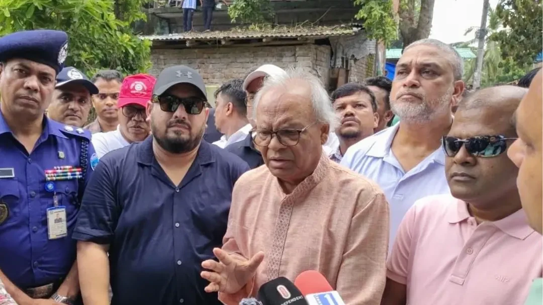 সাবেক রাষ্ট্রপতির বাড়ির রাস্তার জন্য হাওরের পরিবেশ ধ্বংস করা হয়েছে