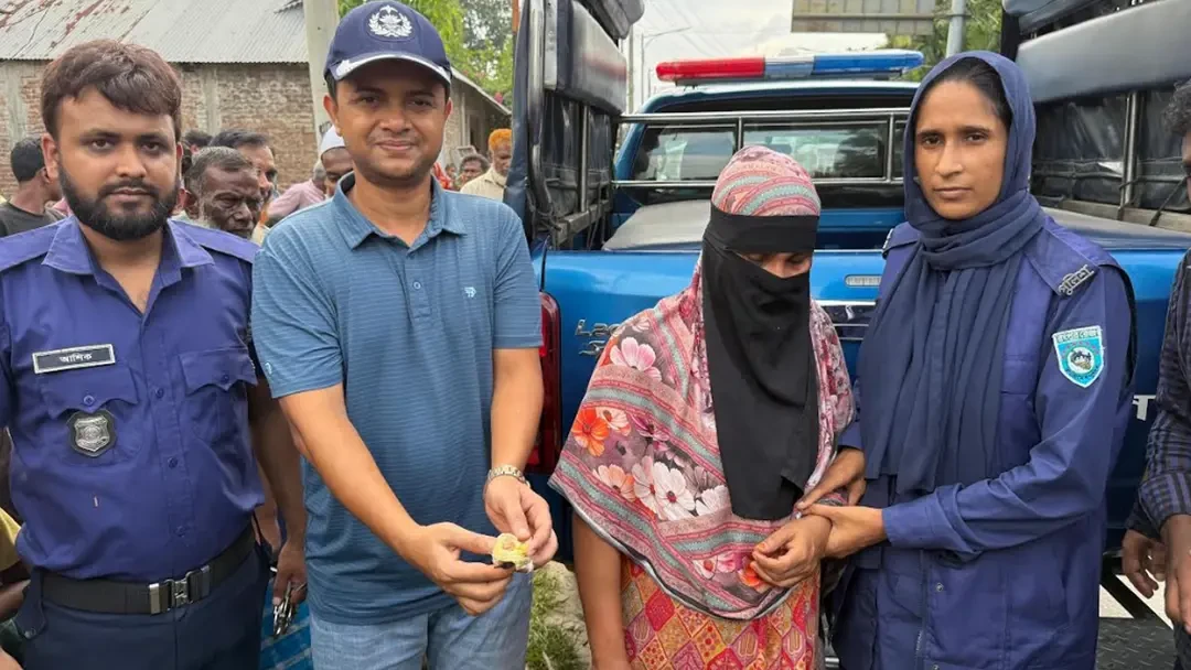 কুড়িগ্রামে কুখ্যাত মাদক সম্রাজ্ঞী মর্জিনা ইয়াবাসহ গ্রেপ্তার