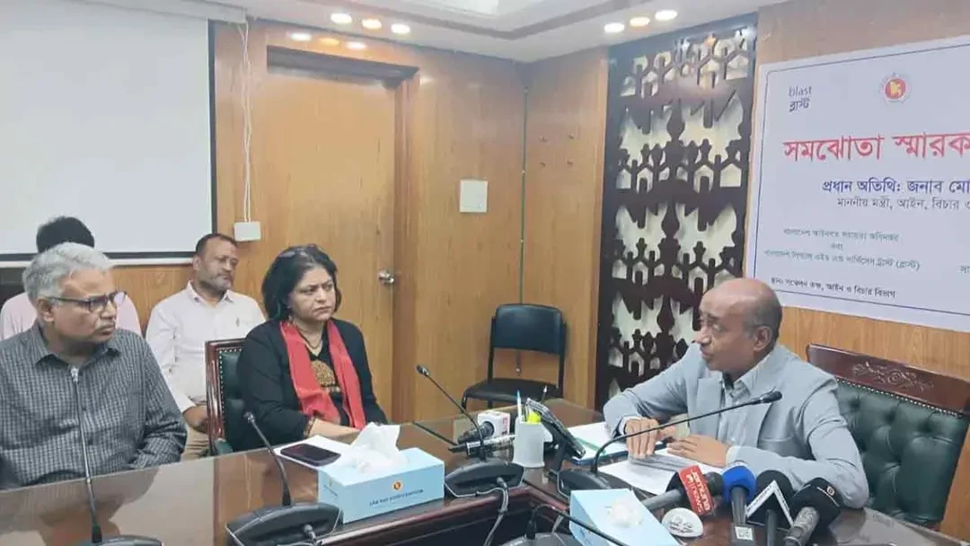 শেখ হাসিনা ফিরলে আইন অনুযায়ী ব্যবস্থা নেওয়া হবে : আইনমন্ত্রী
