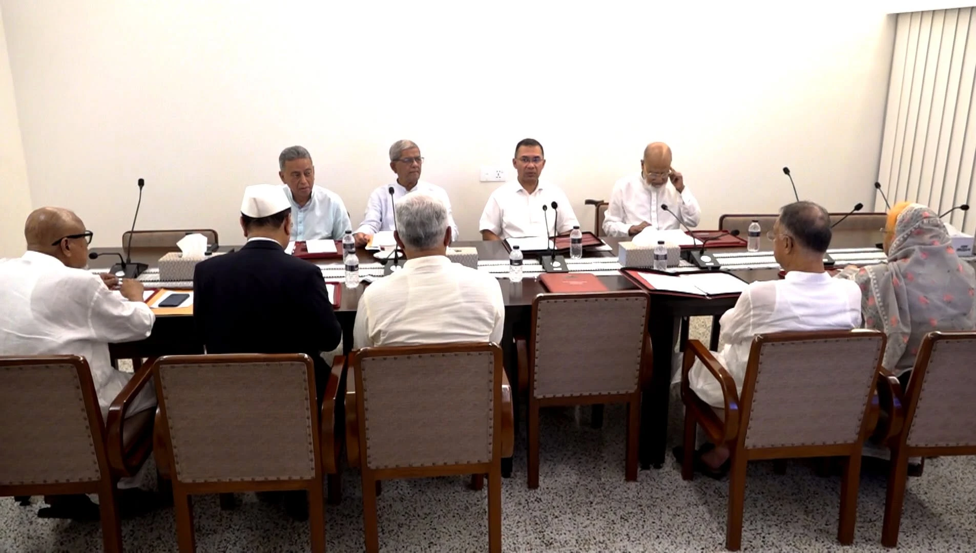 বিএনপির জাতীয় স্থায়ী কমিটির বৈঠক অনুষ্ঠিত