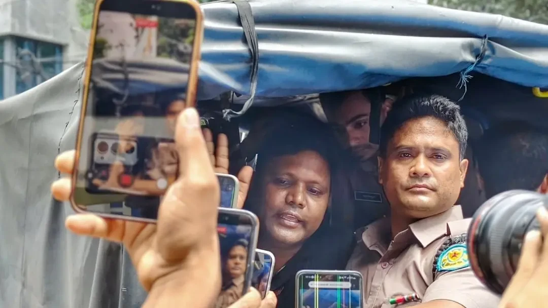 ধানমন্ডি ৩২ থেকে কার্যক্রম নিষিদ্ধ আওয়ামী লীগ সন্দেহে আটক ১