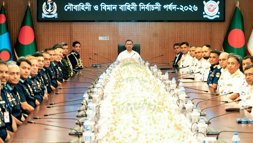 পদোন্নতিতে যোগ্যতাই হবে মাপকাঠি, নির্দেশ প্রধানমন্ত্রীর