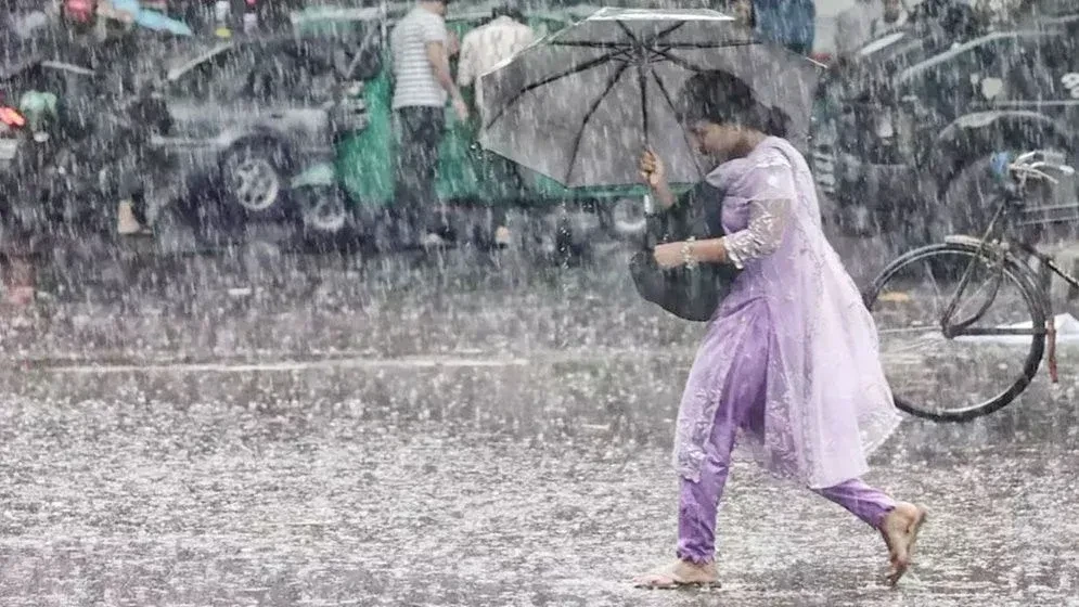 দুপুরের মধ্যে যেসব অঞ্চলে ঝড়ের আভাস