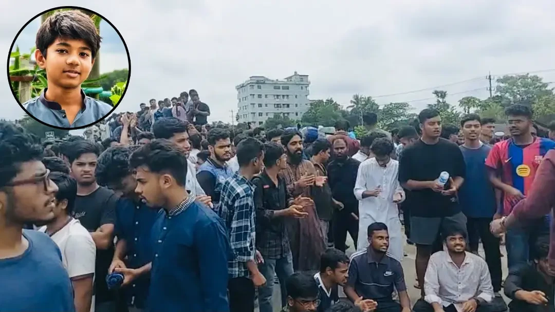 অপ্রতিম হত্যার বিচার দাবিতে ঢাকা-চট্টগ্রাম মহাসড়ক অবরোধ